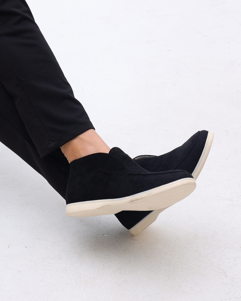 Hochwertige Wildleder-Loafer im Old Money Stil