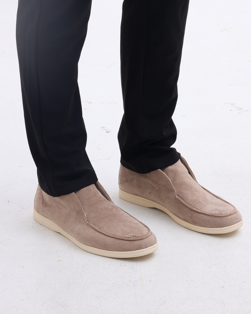 Hochwertige Wildleder-Loafer im Old Money Stil